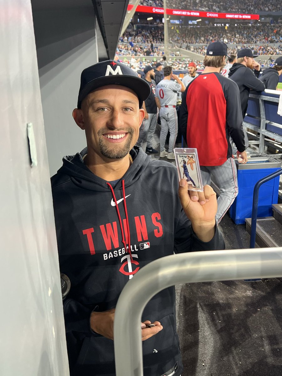 GiventoFly44's tweet photo. @Audra_Martin Thanks for making tonight’s @Twins game in Toronto even more special for my family. My son seeing Royce with the card he made him will be a core memory for sure. 

And thanks for signing an autograph my daughter (again). https://t.co/OAZnkMvHj2