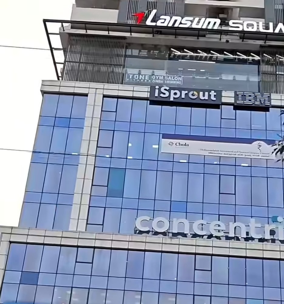 AndhraNexus's tweet image. IBM has leased office space in Lansum Square, Visakhapatnam.

As per STPI data, the facility is expected to host around 502 professionals.

The group is also planning a permanent 30-acre campus in the city. 
#Vizag #IT #AndhraPradesh