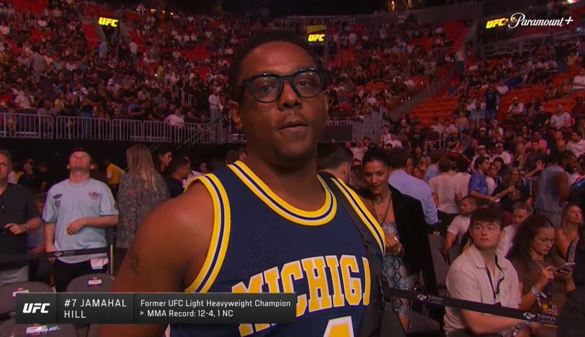 🎱The MMA Mark🎱 tweet media