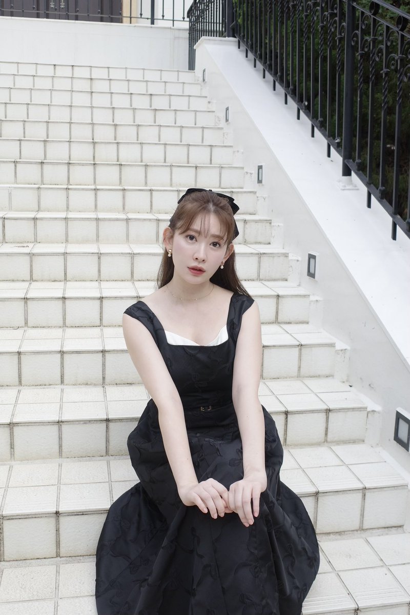 小嶋 陽菜 tweet media