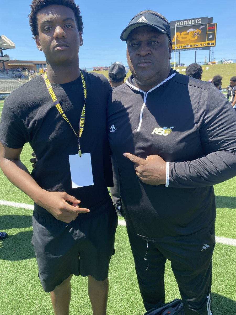 Zi’Davieon Walker tweet media