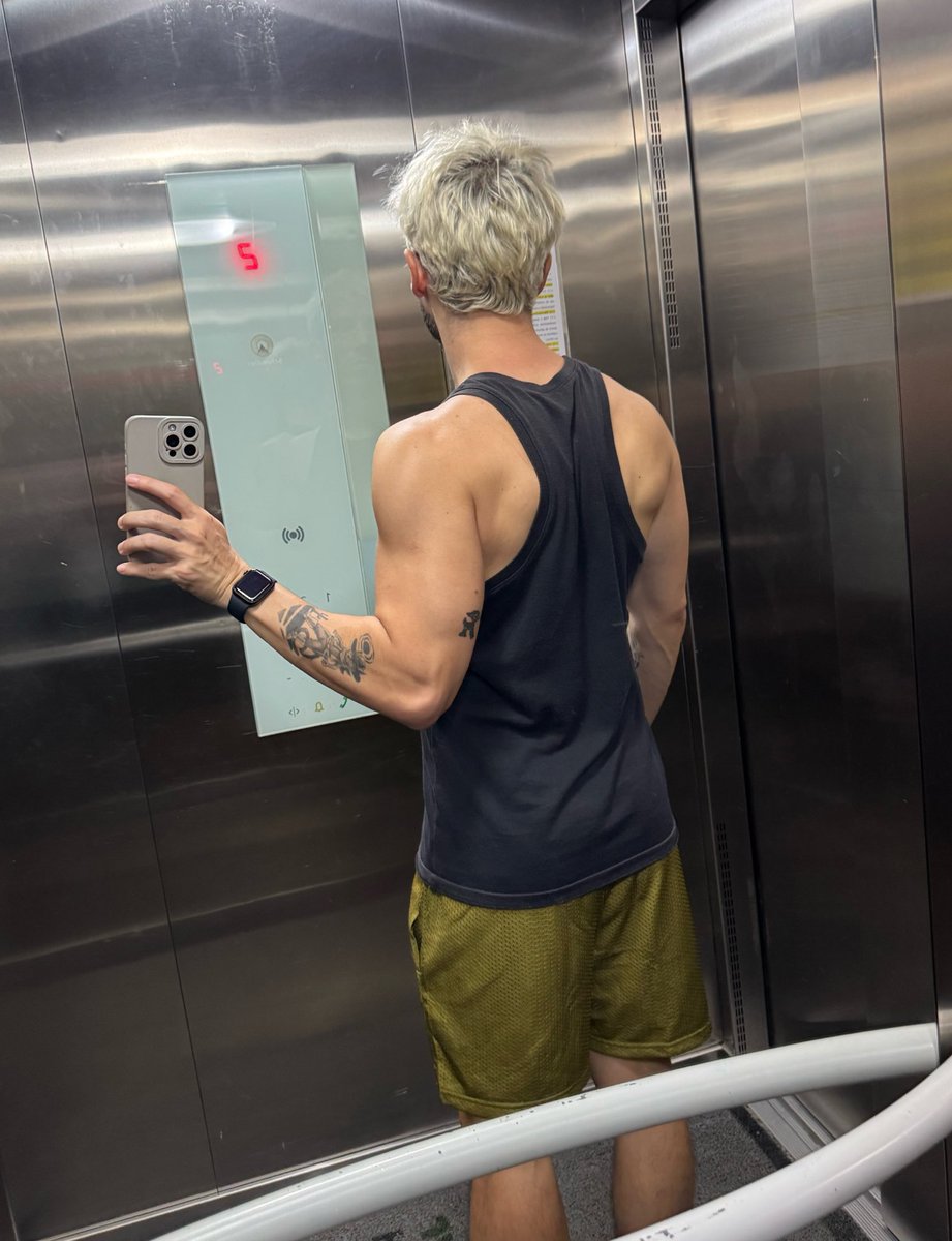 NewJoãons tweet media