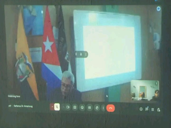 AhmedChacon's tweet photo. Defensa telepresencial exitosa del Programa de Doctorado en Ciencias Agrícolas @FacUclv . Tesis: "Alternativas de fertilización para el cultivo de cacao (Theobroma cacao L.). del M. Sc. Amstrong Edison Agustín Vera Loor (Ecuador). https://t.co/4zrELCDskh