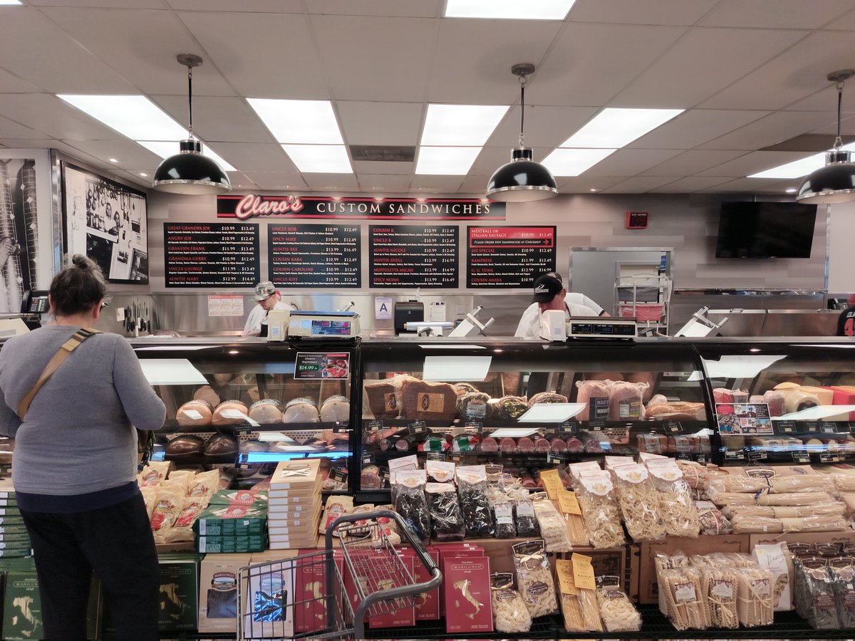 Carlos the Barbarian tweet media