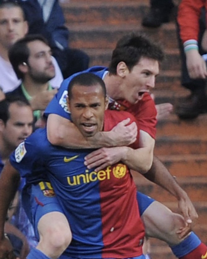 𝟭𝟴𝟵𝟵 tweet media