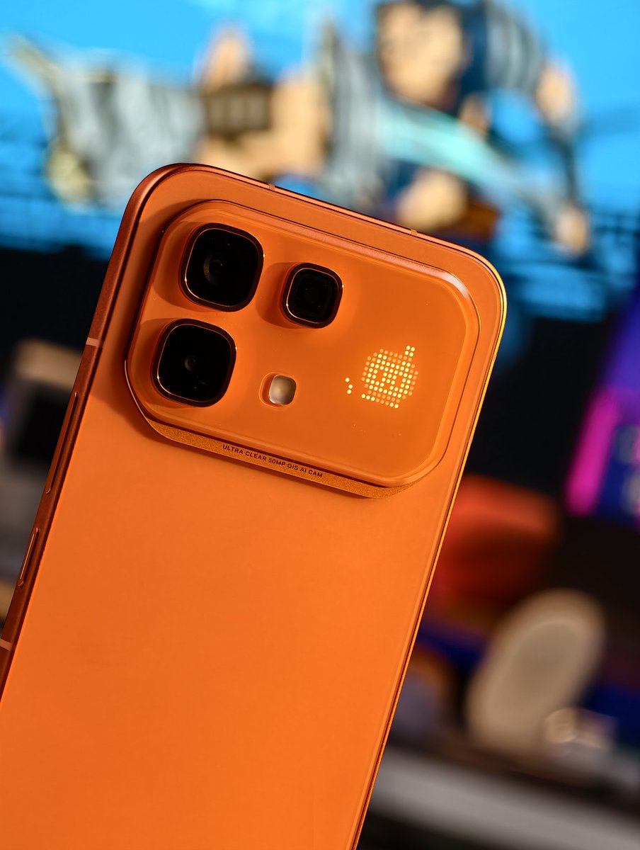 OfficialJoel4_'s tweet image. The Infinix Note 60 Pro

What do you notice and which phone does it resemble 😅😅