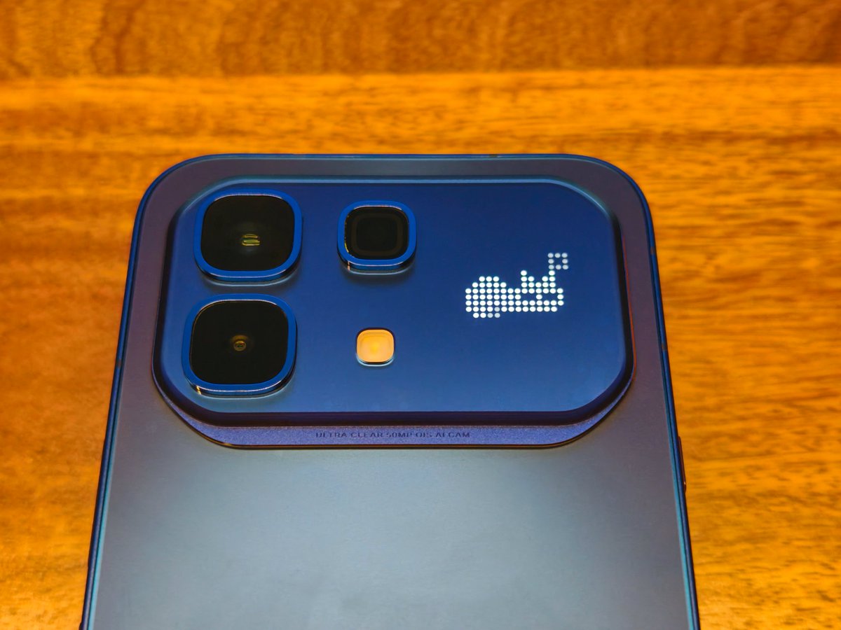 OfficialJoel4_'s tweet image. The Infinix Note 60 Pro

What do you notice and which phone does it resemble 😅😅