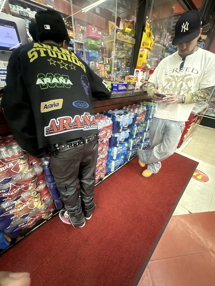 NAEBAHOOD's tweet photo. Having Houston withdrawals 🥴 https://t.co/03CE7ezVae