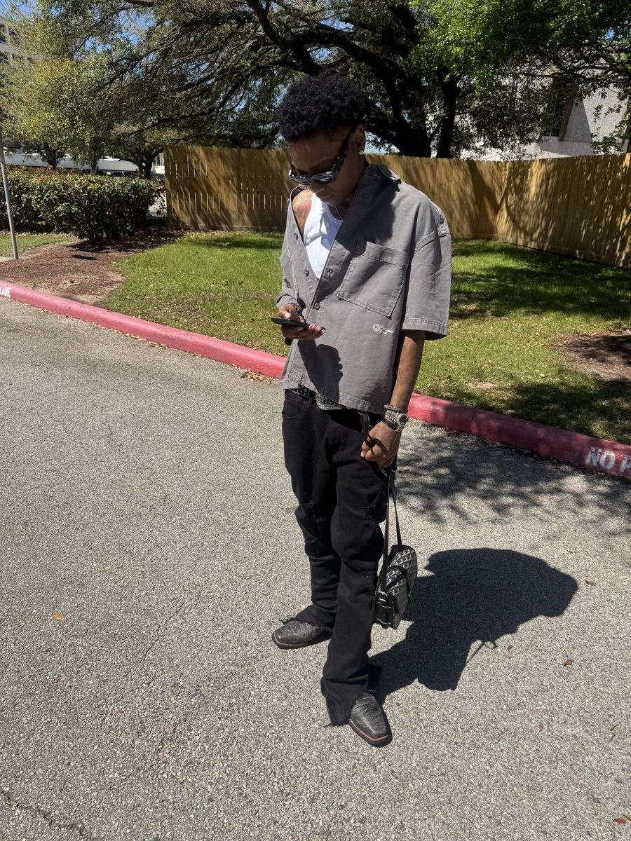NAEBAHOOD's tweet photo. Having Houston withdrawals 🥴 https://t.co/03CE7ezVae
