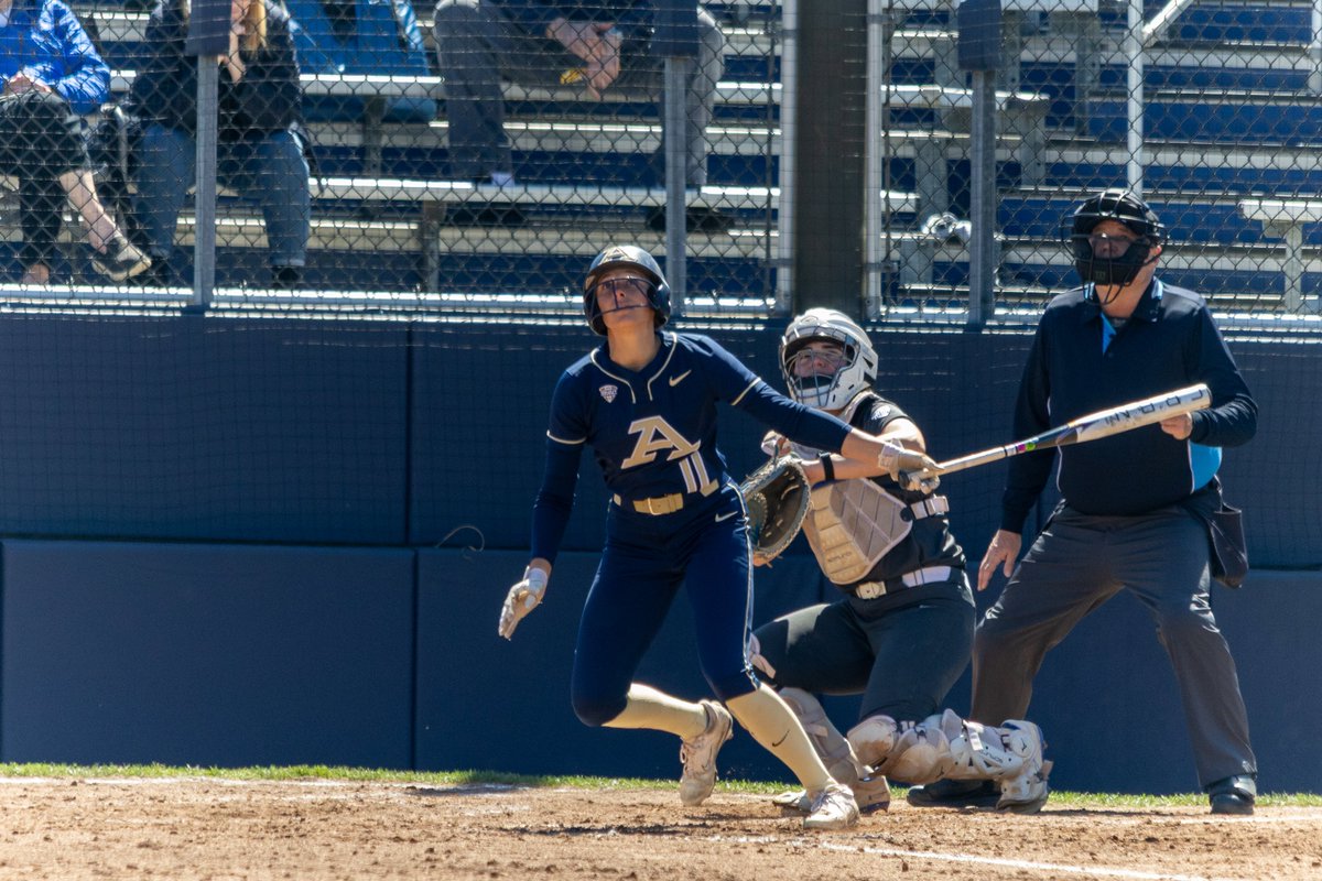 ZipsSB's tweet photo. Zips Sweep DH, Glass and Gatti combine for 9 RBI and 3 HR‼️

💣Glass 2-5, HR, 5 RBI, 2 RS
💣💣Gatti 2 HR, 4 RBI
🔥Day 2-4, 2B, RBI, 2 RS
🔥Jenkinson 2-4, 2 RBI, RS, BB
🔥Cantrell 3-6, RS
🔥Wygast 3-7, 2 RBI
🔥Lee 2-5, 2 RS, 2 BB

📰 https://t.co/STo5Kr5xin

#GoZips🦘 https://t.co/eHt2Fe2pyM