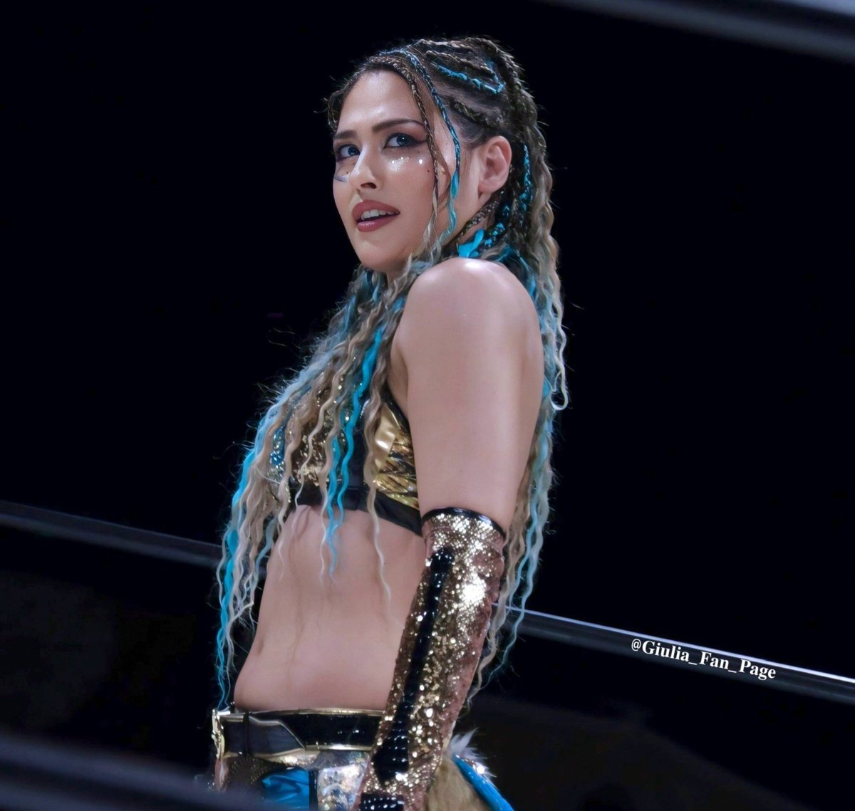 𝙺𝚎𝚟𝚒𝚗 🇯🇵 ジュリアはプロレス界の女王！ 👑 🇯🇵 tweet media