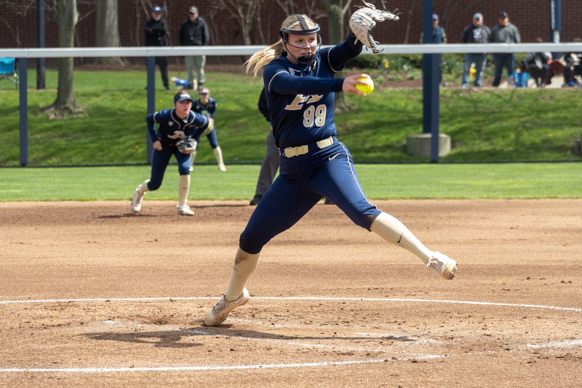 ZipsSB's tweet photo. Zips Sweep DH, Glass and Gatti combine for 9 RBI and 3 HR‼️

💣Glass 2-5, HR, 5 RBI, 2 RS
💣💣Gatti 2 HR, 4 RBI
🔥Day 2-4, 2B, RBI, 2 RS
🔥Jenkinson 2-4, 2 RBI, RS, BB
🔥Cantrell 3-6, RS
🔥Wygast 3-7, 2 RBI
🔥Lee 2-5, 2 RS, 2 BB

📰 https://t.co/STo5Kr5xin

#GoZips🦘 https://t.co/eHt2Fe2pyM