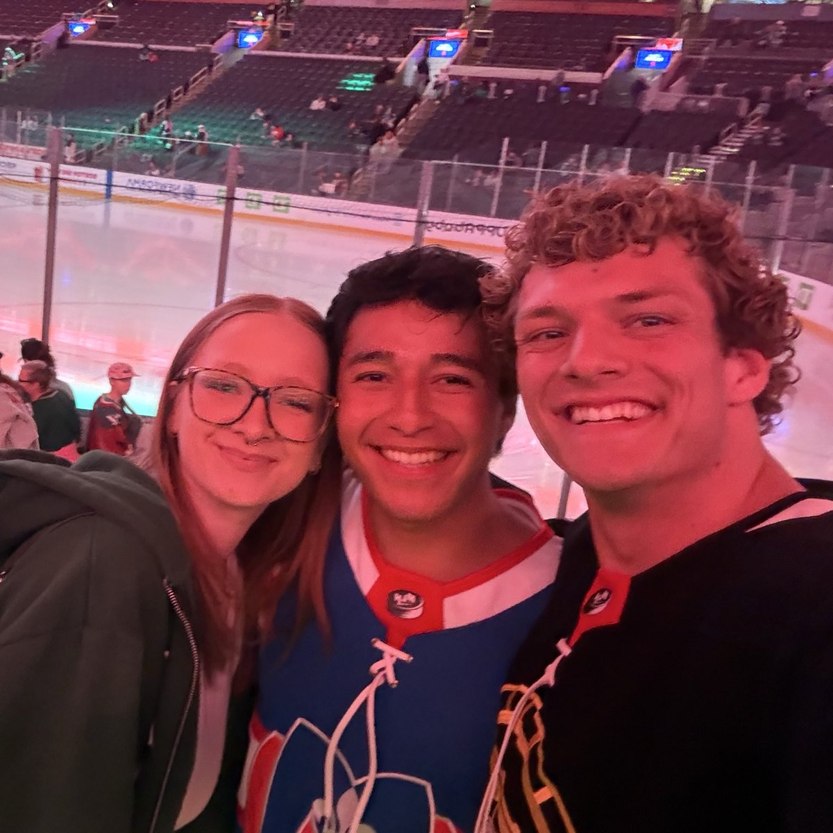 LOOK WHO I JUST MET?????