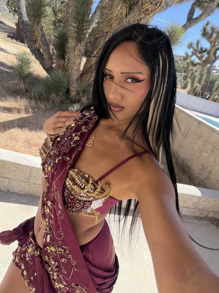 best of rhea raj ☆ tweet media