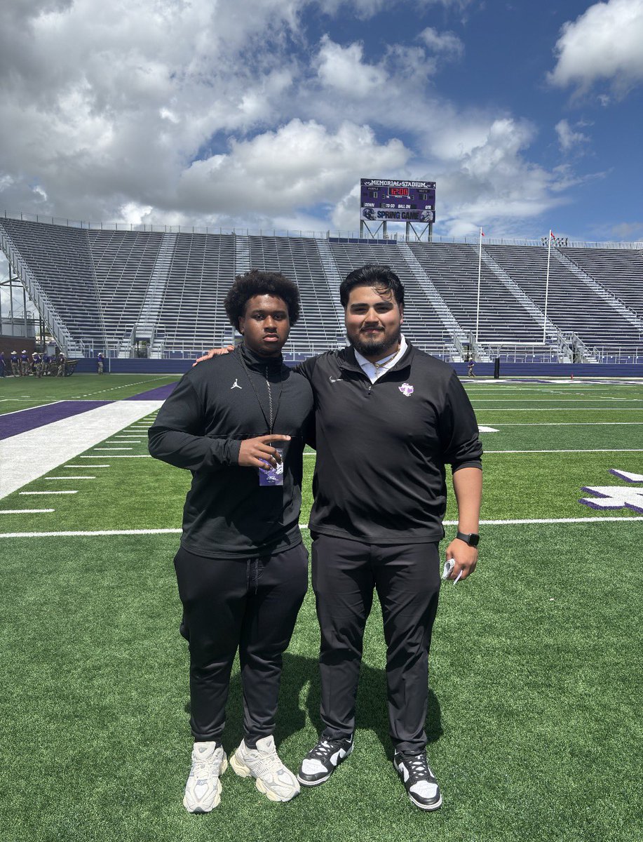 quintonboatner_'s tweet image. Thank You @TarletonFB &amp;amp; @CoachAphill For The Spring Game Visit &amp;amp; Coaching Staff For The Opportunity! Great Campus, People &amp;amp; Atmosphere! Can’t Wait To Be Back!🟣⚪️

#staydown #greatness #dominate
#tarleton #UAC #FCS #fast #physical
@Coach_Gow1 @CoachTKeller @HT4_PrepRZ