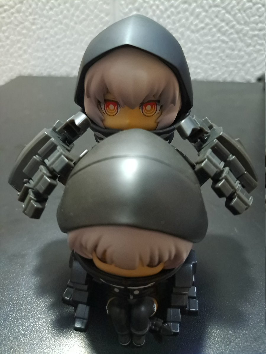 Nicolas88808772's tweet photo. Strength TV 🤪 vs Strength OVA😐 #ブラックロックシューター #BlackRockShooter https://t.co/7Qw0UpTx8S