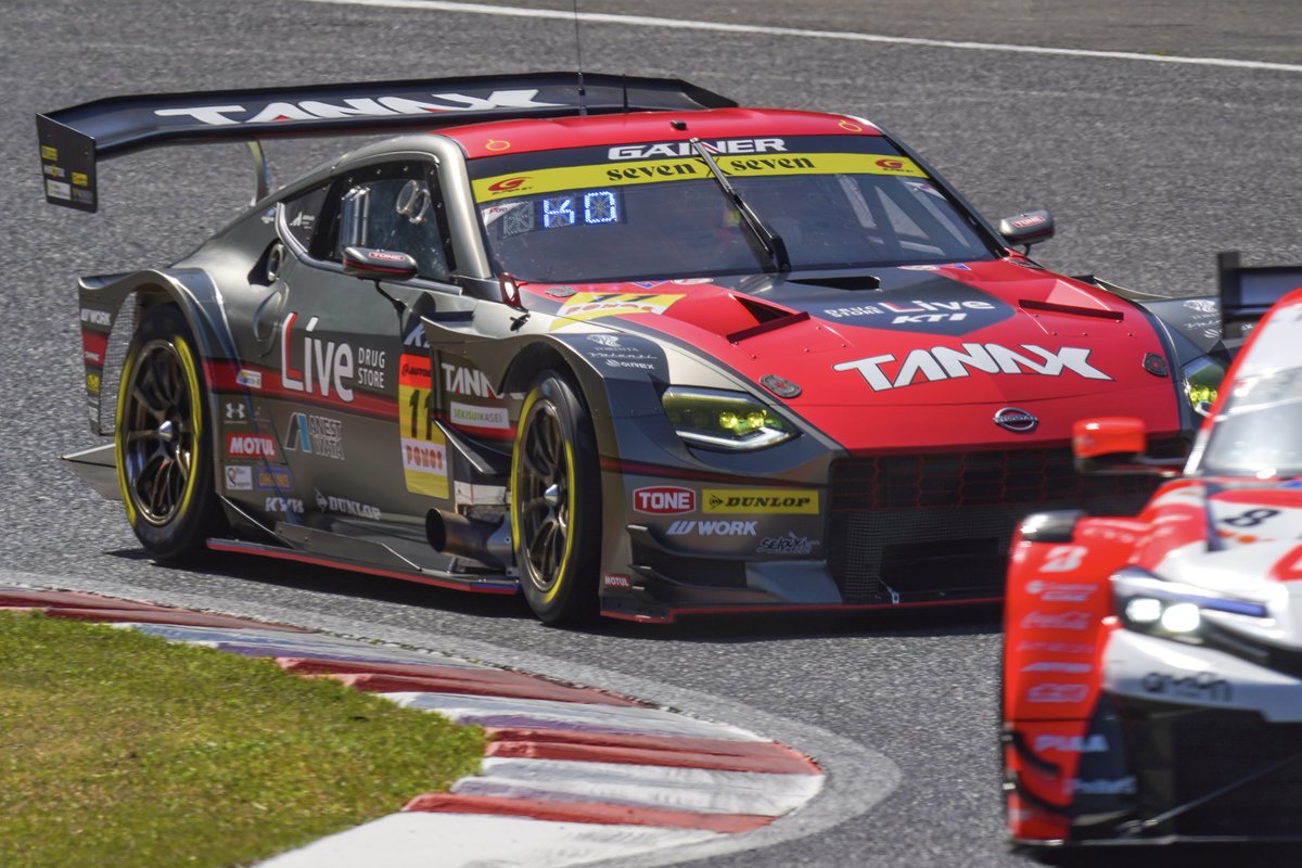 よーいち tweet media