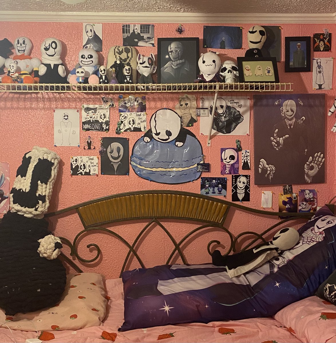 Gaster Fangirl tweet media