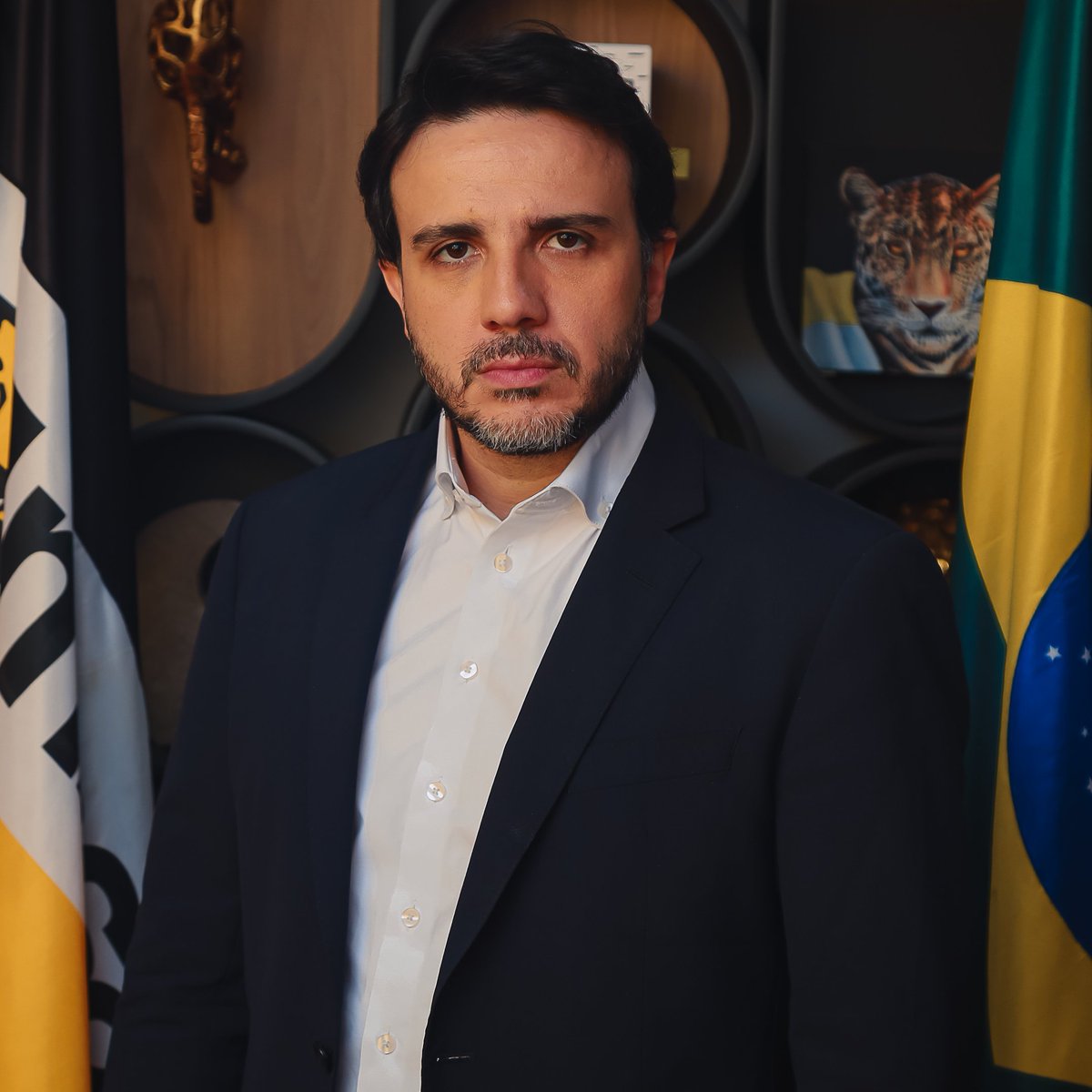 République tweet media