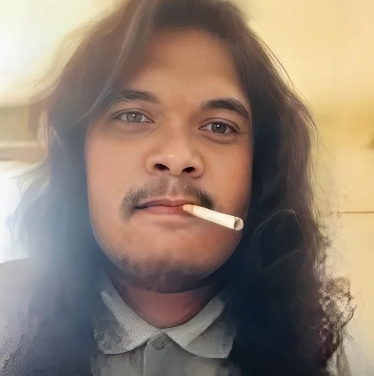 لماذا نحن هنا ؟ tweet media