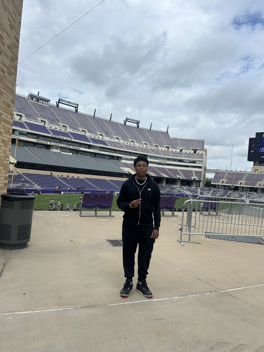 Elijah Bly tweet media