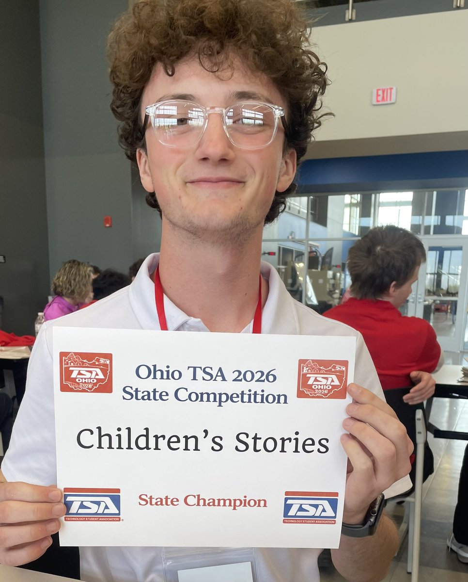 RossEngineer305's tweet photo. Two groups from Ross High Engineering capture 1st place in State competitions today!
Kyla &amp; Hayden in Children’s book design; Joey and Logan in Video game design! https://t.co/whdk0EmRlZ