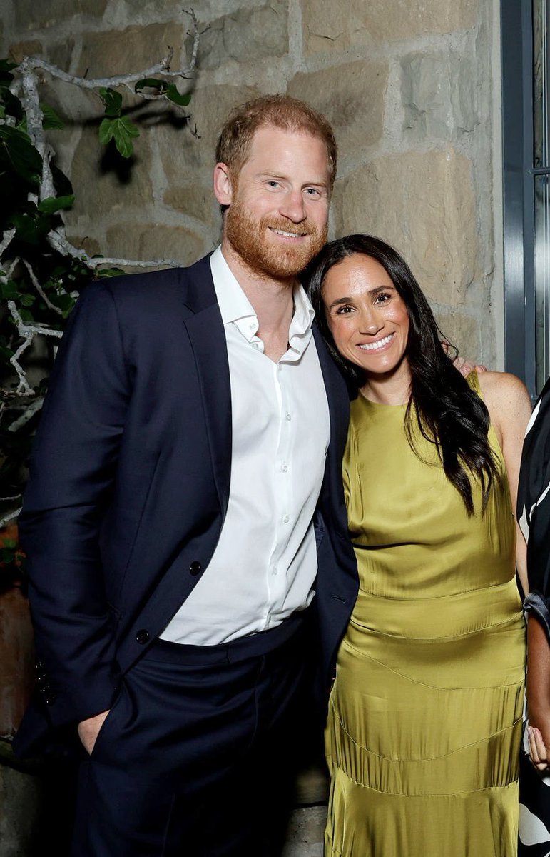 Prince Max tweet media