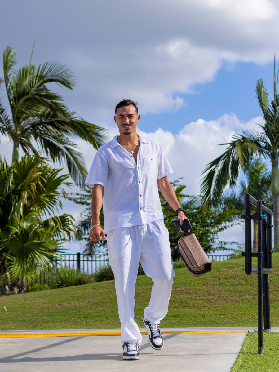 fcnaples_'s tweet photo. Masters of matchday fits! β³οΈ
#NAPvSAR | Goal in One #GolfNight presented by Naples Elite SC https://t.co/Ze16ghMsUq