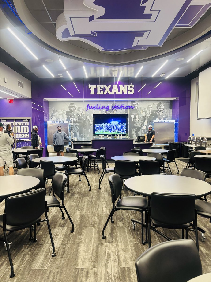 KasonSanders27's tweet photo. Had an amazing time at the Spring Game with @TarletonFB today.
Loved the energy, the facilities, and the vision from the coaching staff.
Grateful for the experience! @TarletonFB @CoachDJWagner @CoachAphill @Coach_Sims1 @Dmack212006 @JadenEdmond1 @Grandview_FB @_EliteProspects @Chris_Reeves08