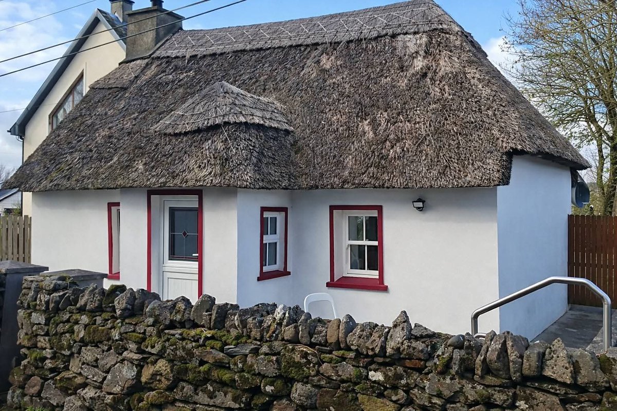 ThisIsIreland3's tweet image. A windy, cool and showery day around Ring, Old Parish and Aglish 🛖🌊

📍County Waterford - Ireland ☘️

📸 Patrick Kenealy

#Waterford #Ireland #Cottage #Coppercoast