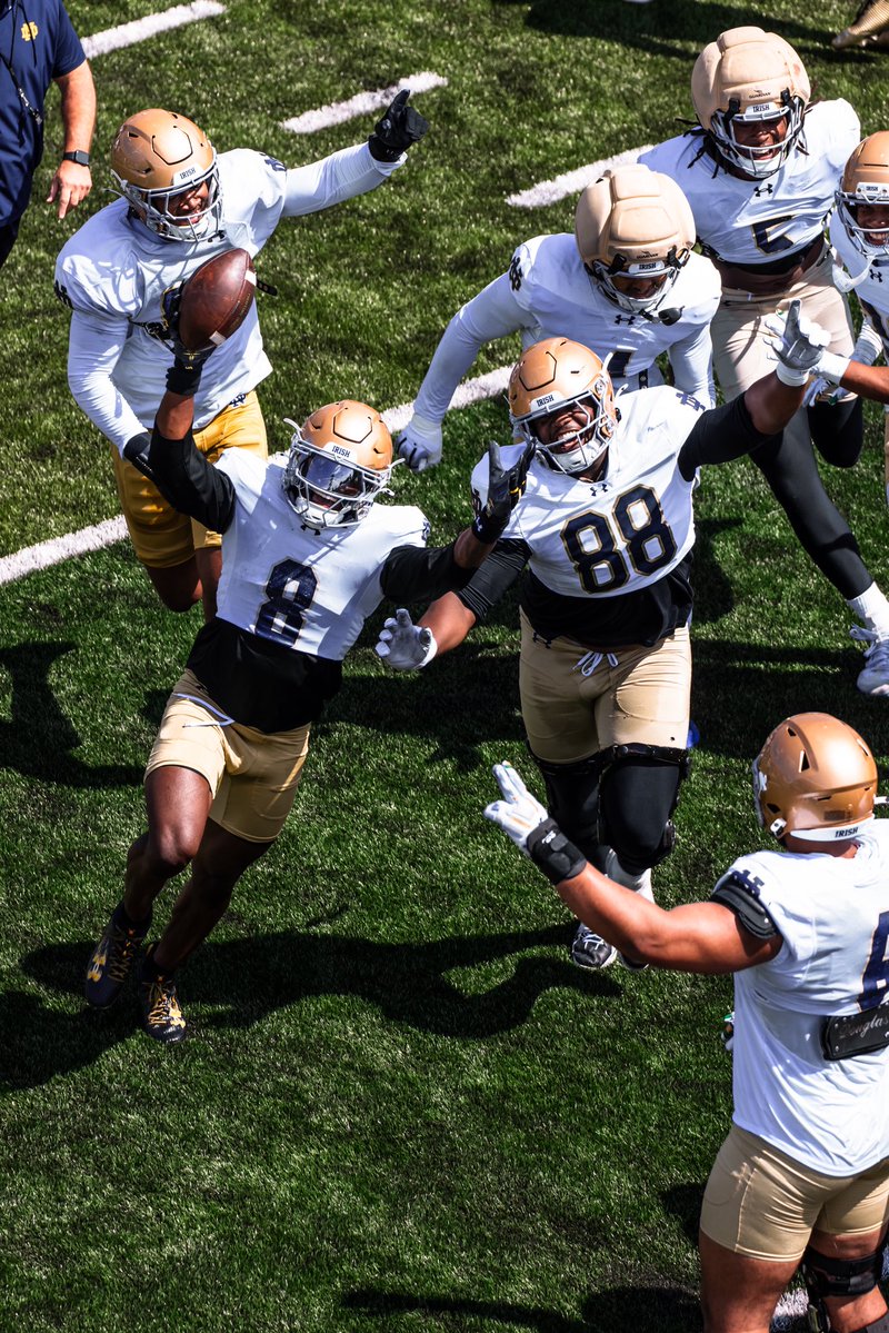 Notre Dame Football tweet media