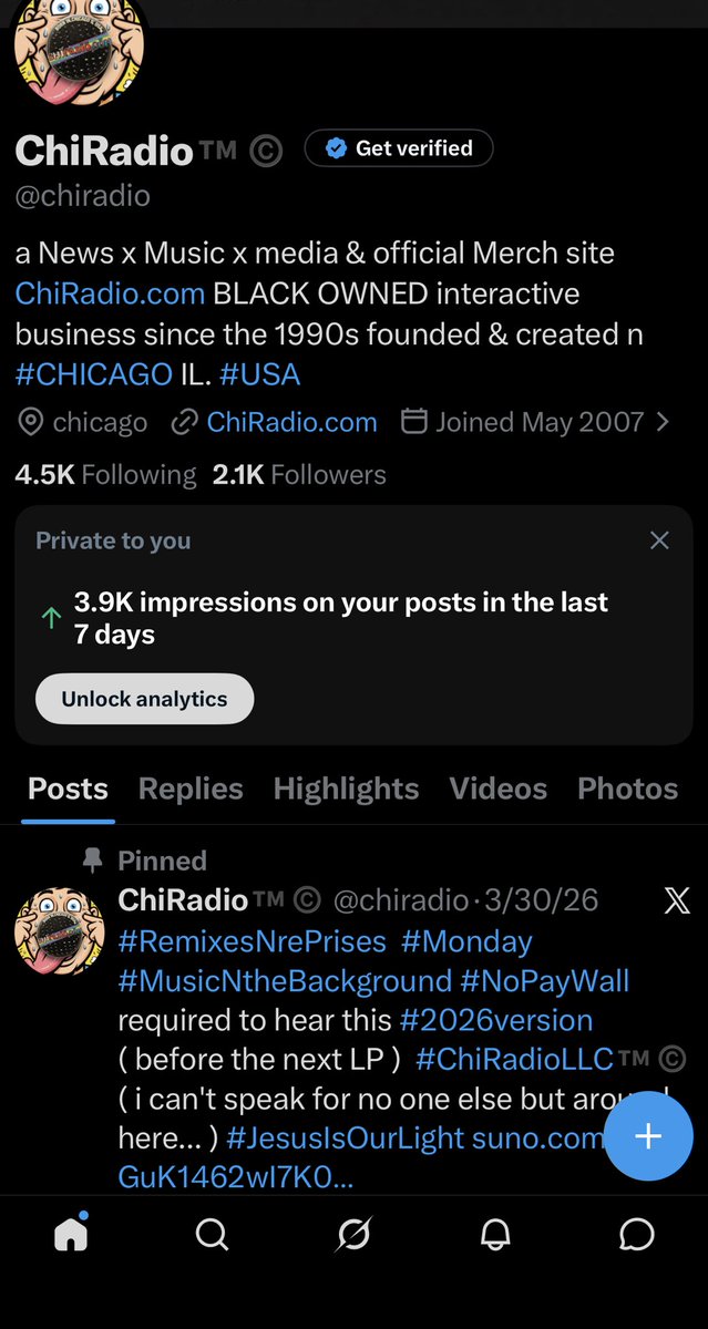 chiradio's tweet image. in a world of 8 billion we just wanna shout out All the 3,900 that rock with #ChiRadio #TwitterFeed this past week! ( minus the bots and or the stalkers and them hackers and spammers trying to get us to post they links in our DMs ) #GodSeeU