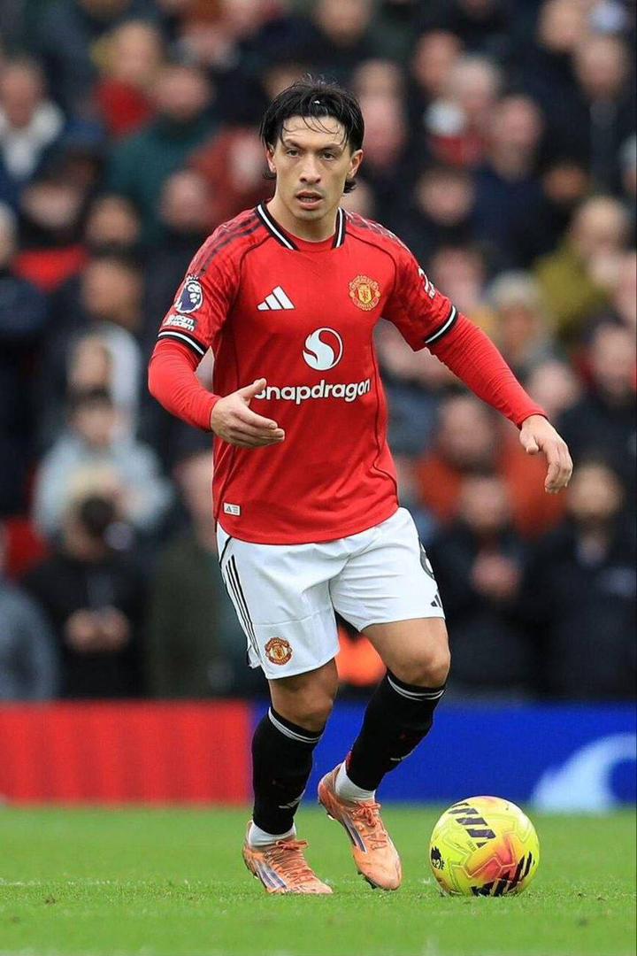 Balomike0 tweet media