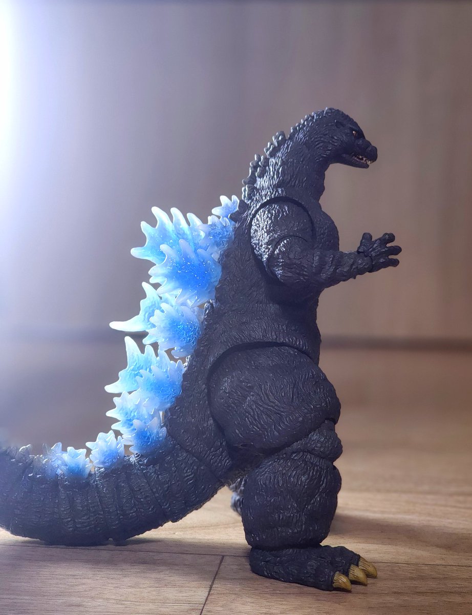 GhidorahStan1964 tweet media