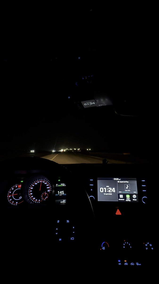 فيزياء الكم® tweet media