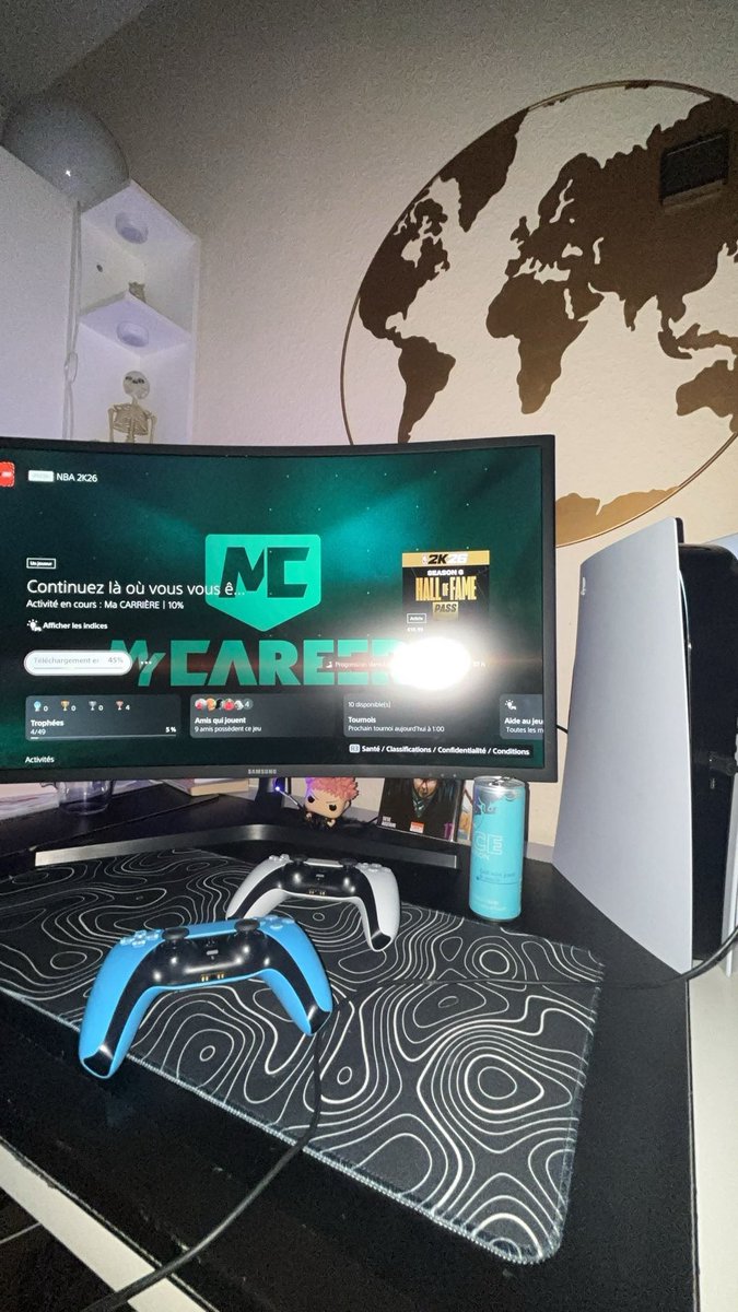 wAllah j’ai pris la ps5 + 2k26 alors que je dois 300€ à l’état jss tlmnt a perte sah mais c pg je pourrais jouer a 2k avec mes potes mnt 😍