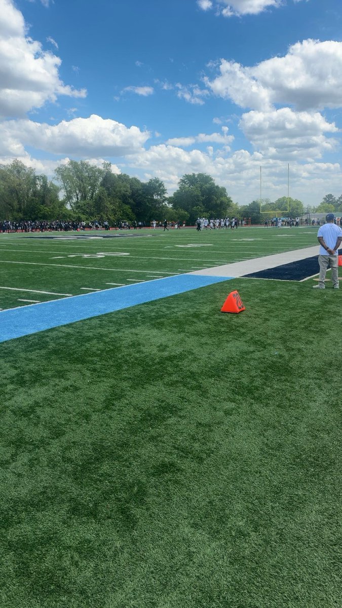 D1_CJM's tweet image. Enjoyed my visit today in Jackson Mississippi @gojsutigersfb cant wait to get back in the season.@CoachRaee @CoachTQuinn @EHS__Football @jsuFBrecruiting @ScoutFball @Stan1HoustonAlt @coachblackmon @HallTechSports1 @Madhousefit