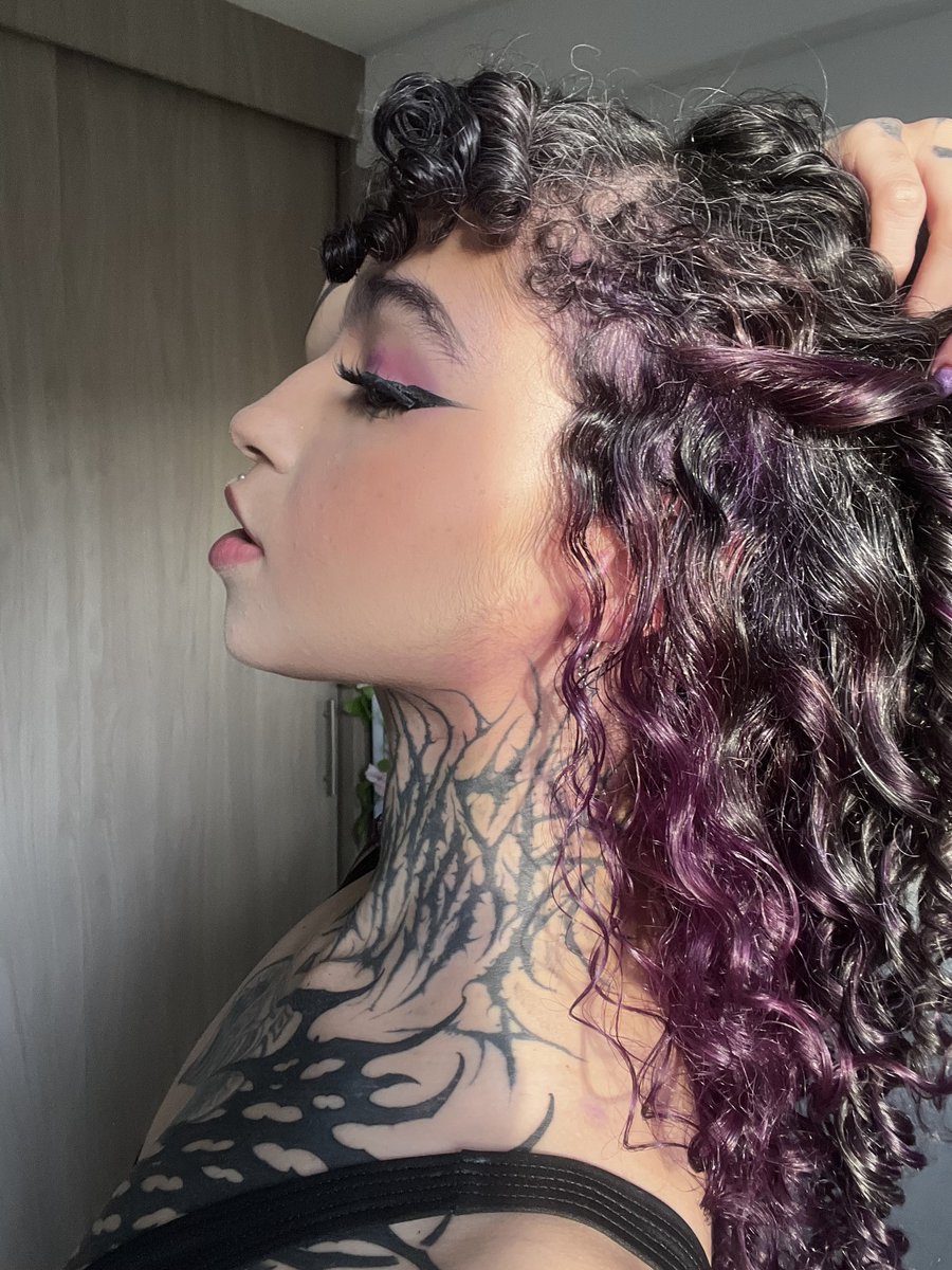 Nur 💜 • 🔞 • ❤️‍🩹 tweet media