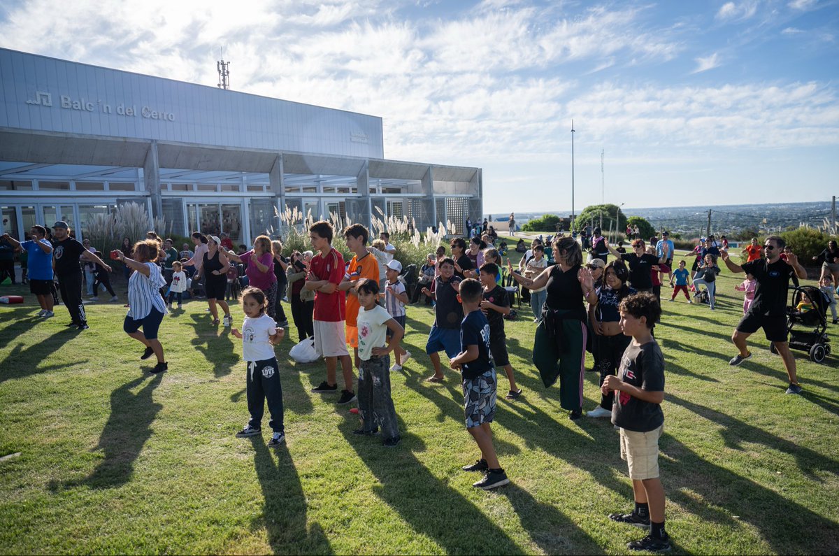 Intendencia de MVD tweet media