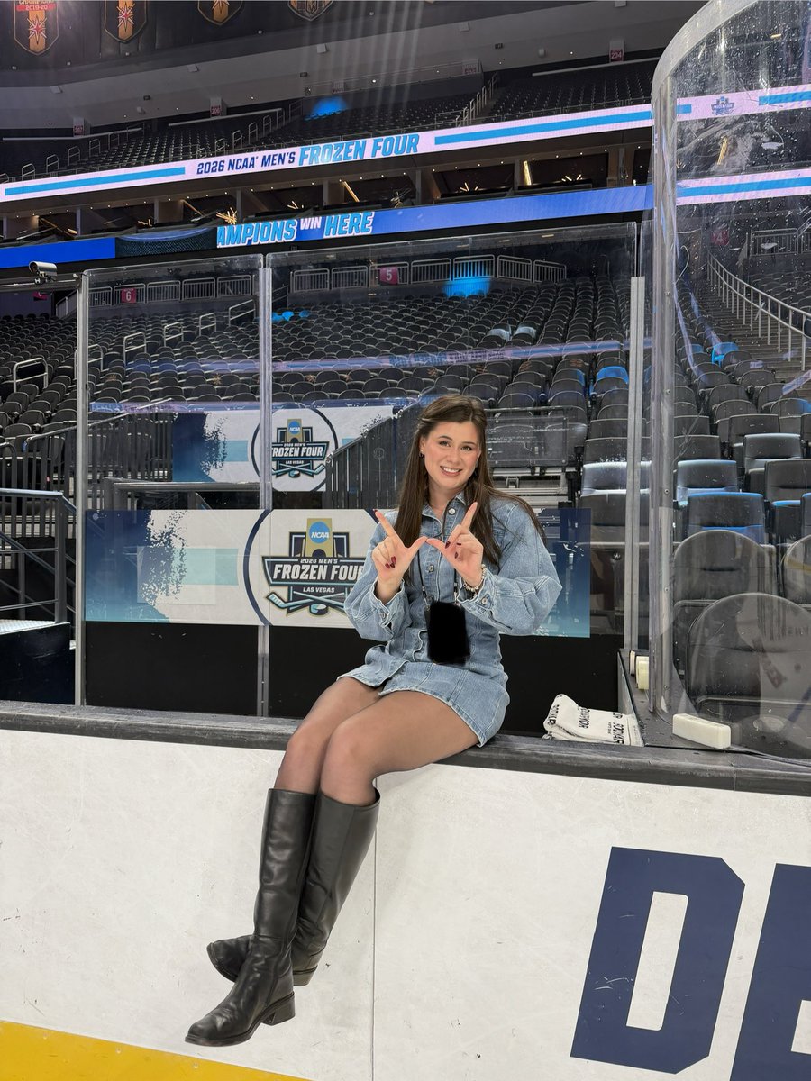 Clara Boudette tweet media