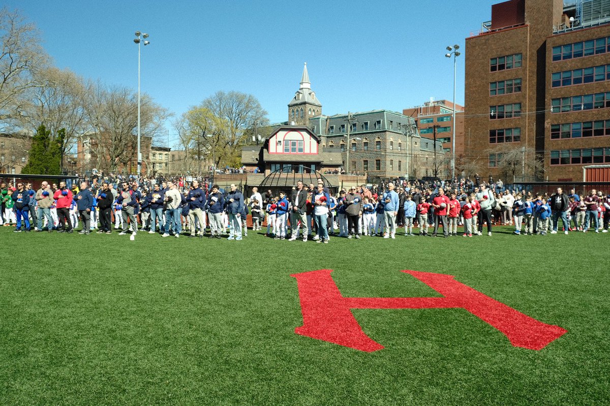 jerrylore's tweet image. A great day for the birth place of ⚾️ in Hoboken @LittleLeague today, celebrating the 40 years anniversary for the 1986 Hoboken South team who won both the district 7 and section 2 champions #Hoboken #littleleague #JL