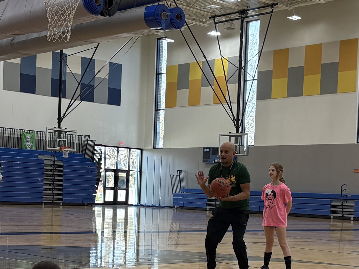 ON Girls Basketball tweet media