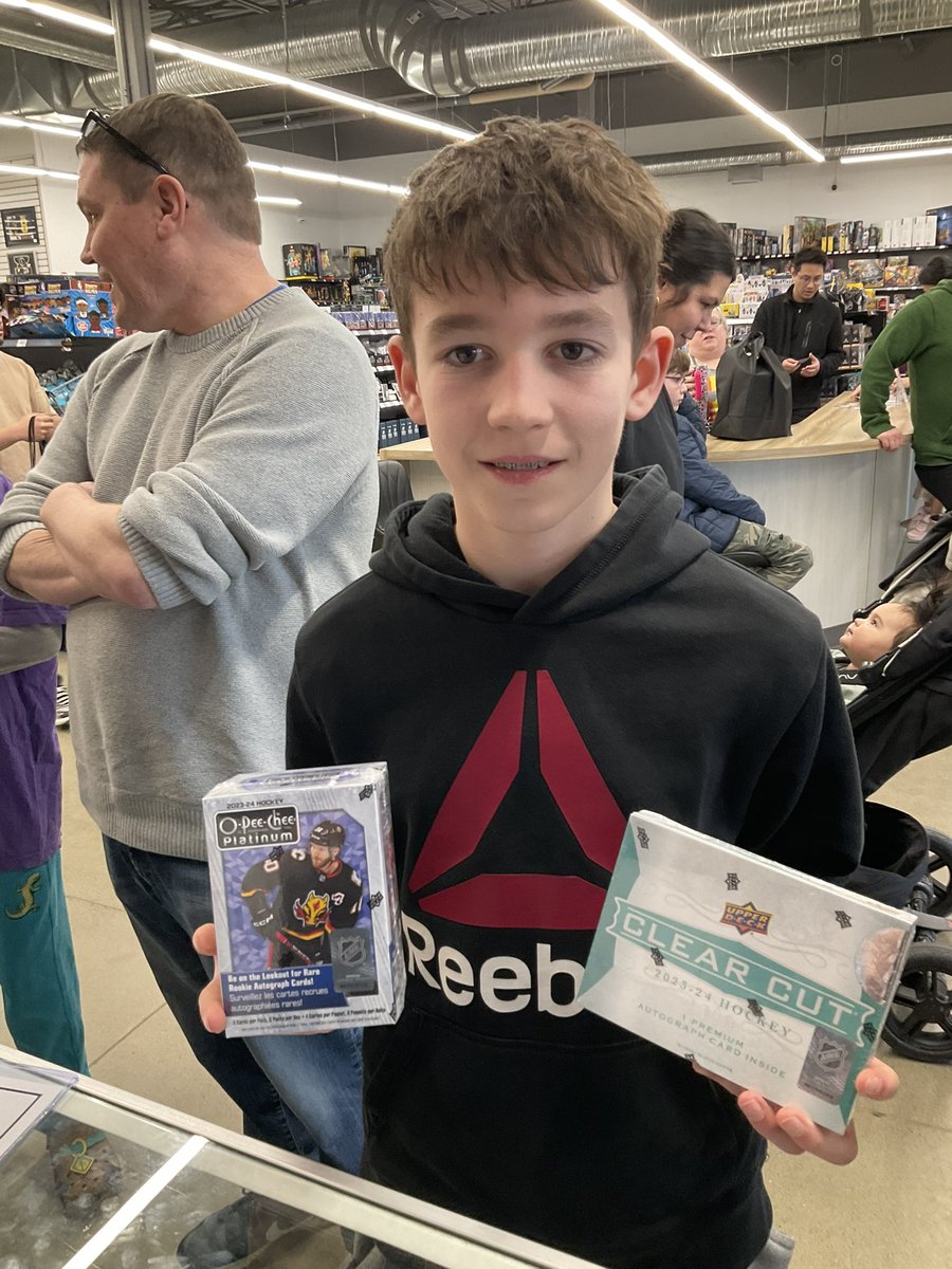 Waynes Sports Cards tweet media