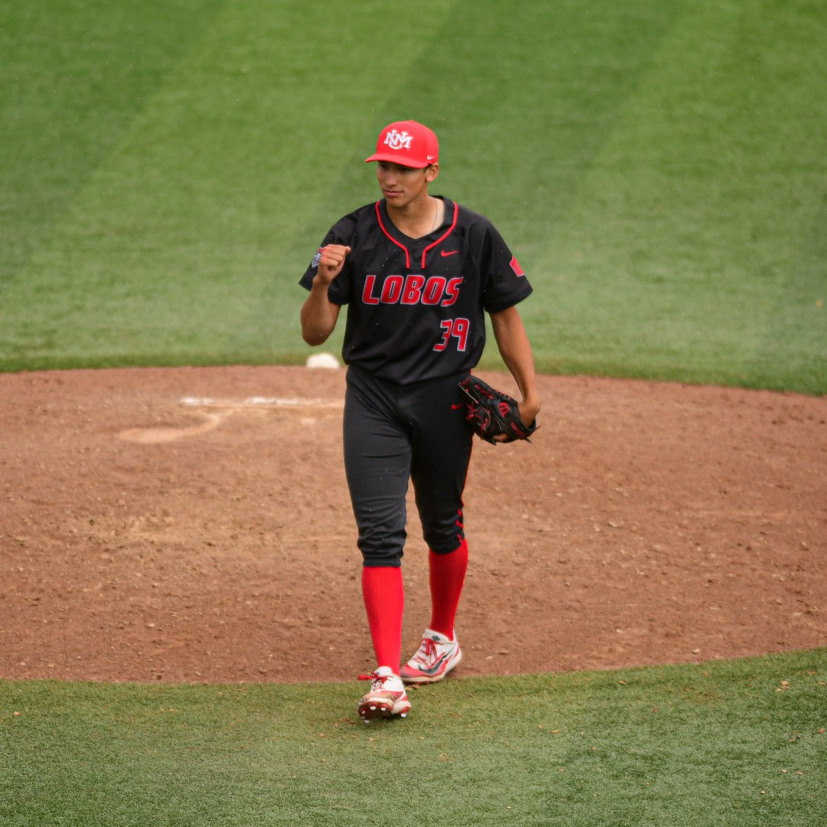 UNM Baseball tweet media