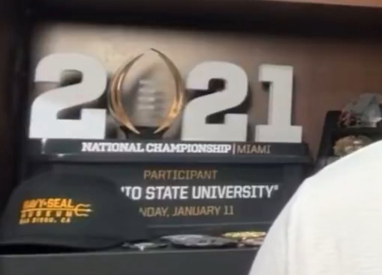 Timothy Johnson tweet media