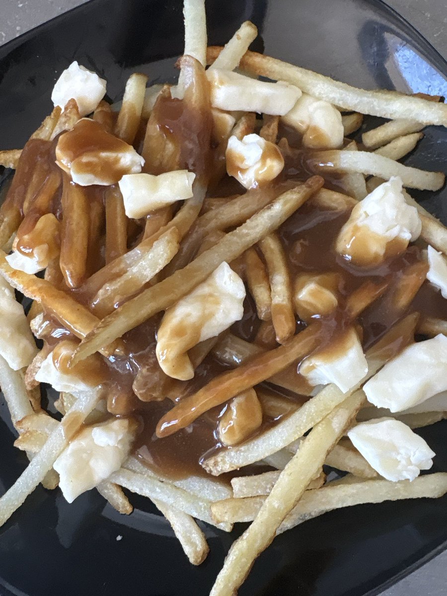 Nym_fern's tweet photo. Happy poutine day! https://t.co/Nm6q03DPKh