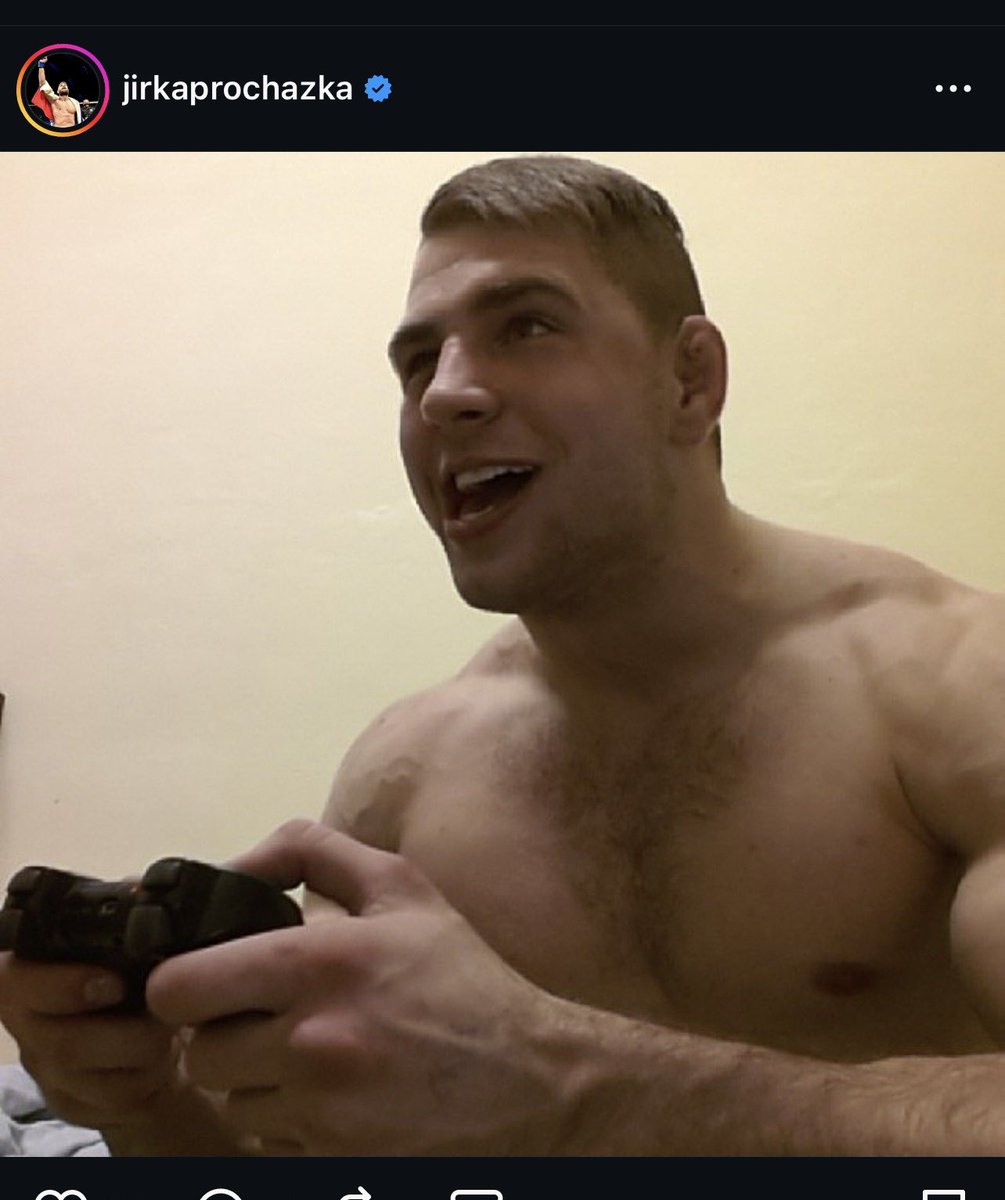 JUST BLEED ™ 🩸 tweet media