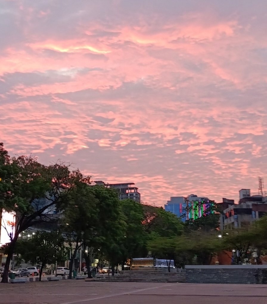 cori0911's tweet image. "Después de la tormenta viene la calma" 🙏🩷

#Caracas #Venezuela 🇻🇪