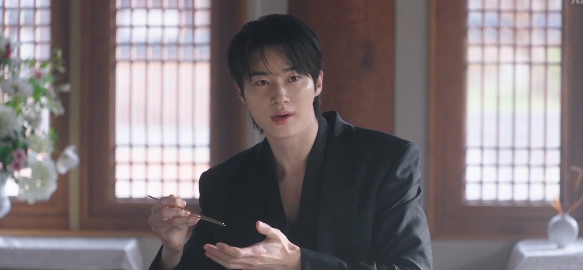 yeis 𖣂 #perfectcrown tweet media