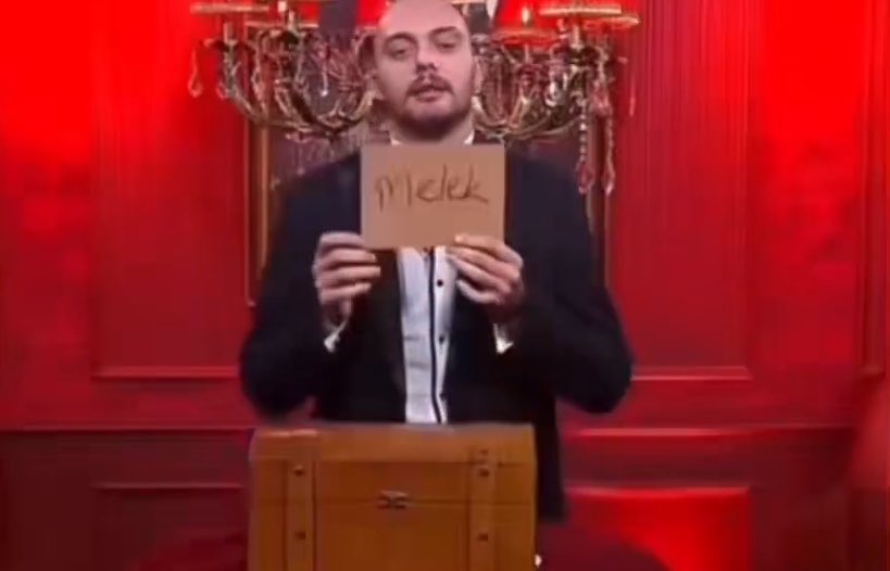 attention tweet media